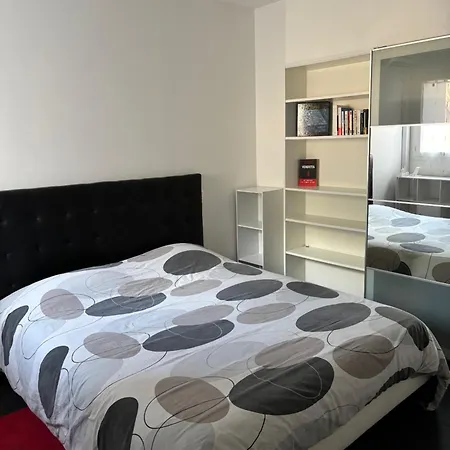 Favone アパート コンカ